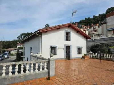 Casa en  Castro Urdiales, Cantabria