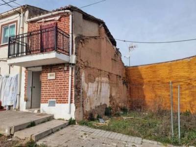 Casa en  Tortola De Henares, Guadalajara Provincia