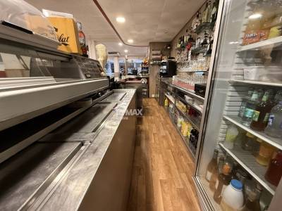 Local Comercial en  La Bisbal D'emporda, Girona Provincia