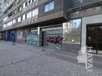 Local Comercial en  Cartuja Baja, Zaragoza